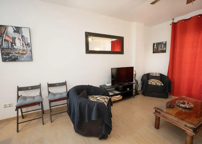 Plaza Espana, Paseo Nuevo 2b2d Menyber 内尔哈