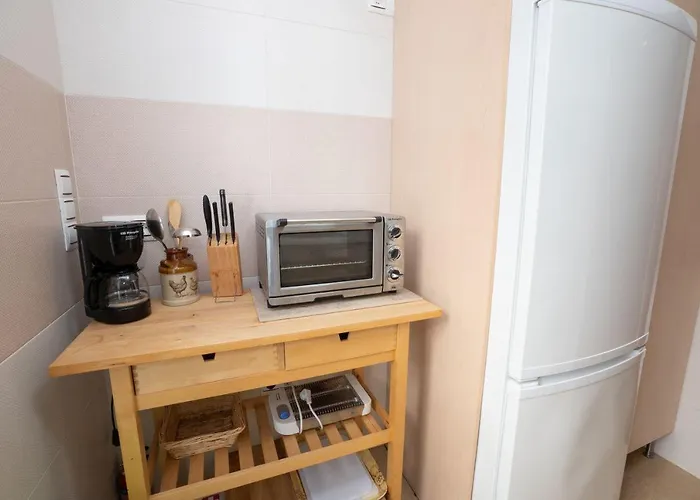 Plaza Espana, Paseo Nuevo 2b2d Menyber * Нерха